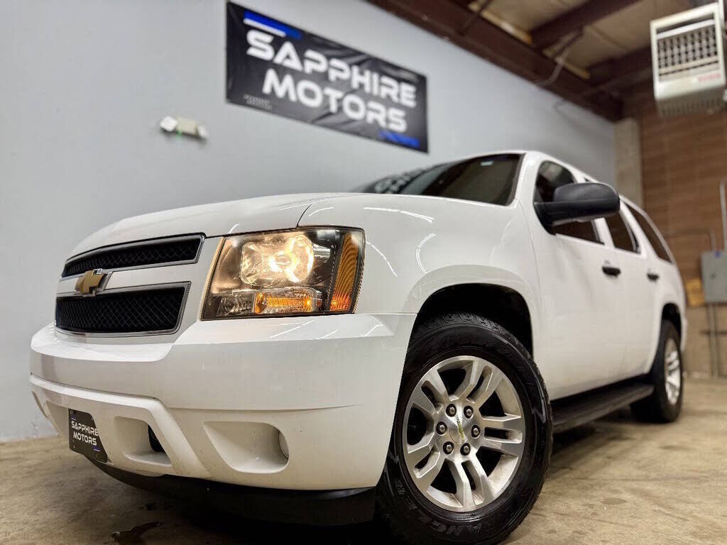 2014 CHEVROLET Tahoe