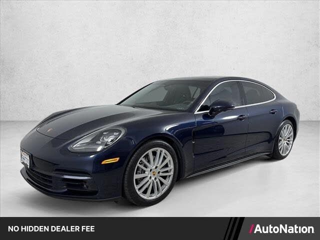2018 PORSCHE Panamera