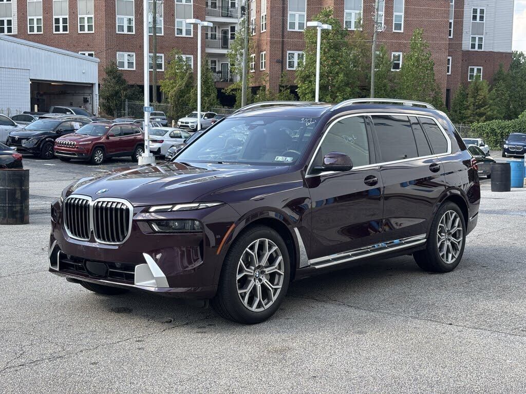 2023 BMW X7