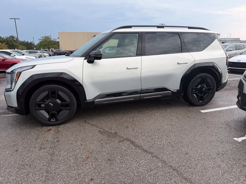 2024 KIA EV9