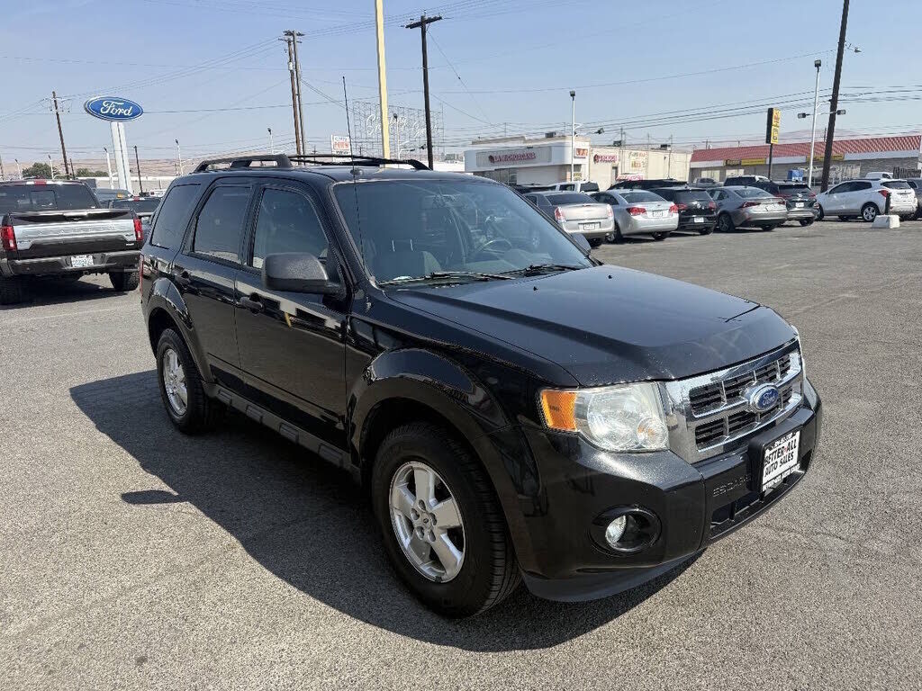 2011 FORD Escape
