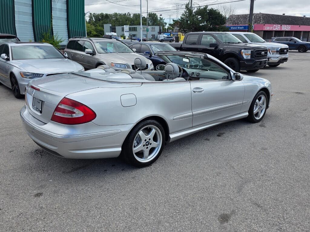 2004 Mercedes-Benz CLK-Class