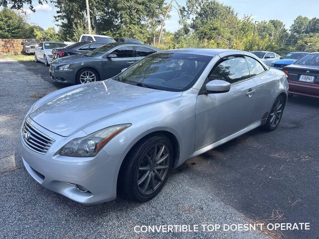 2013 INFINITI G37