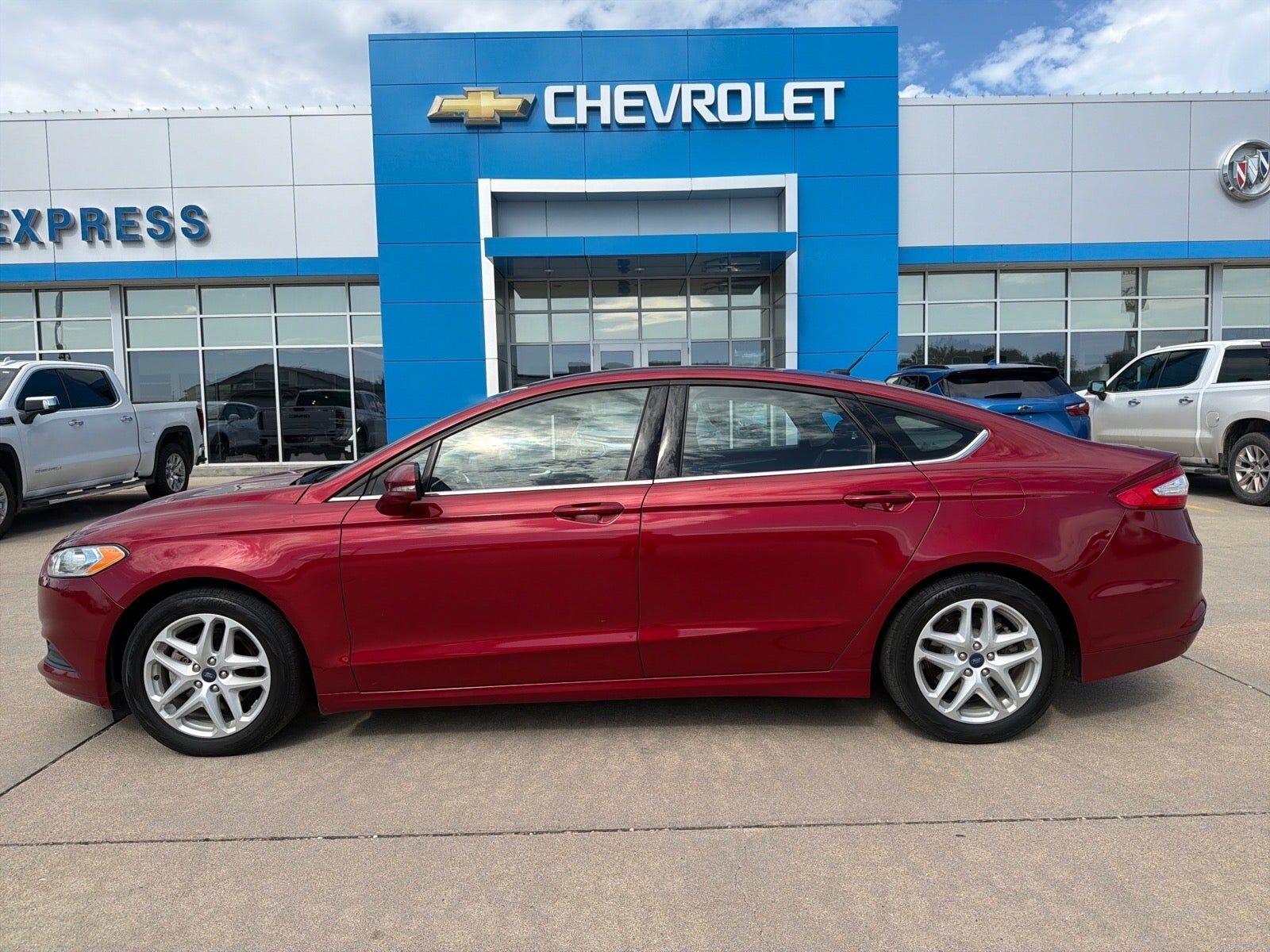 2016 FORD Fusion