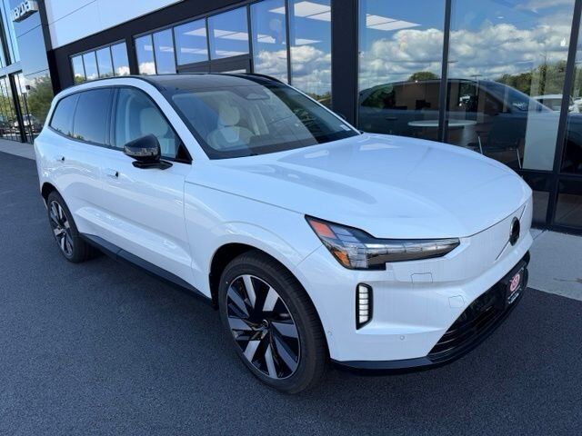 2026 VOLVO EX90