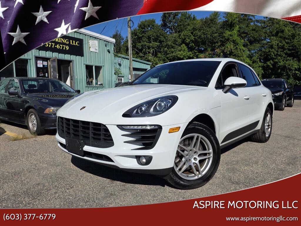2018 PORSCHE Macan