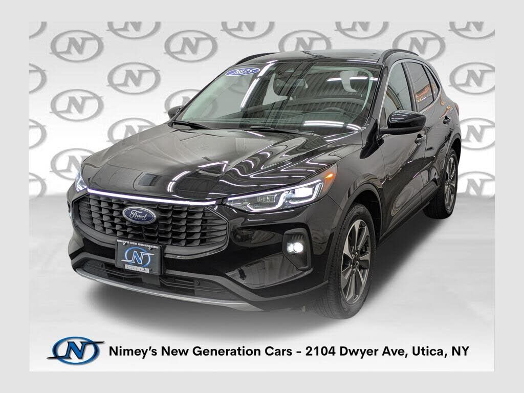 2025 FORD Escape