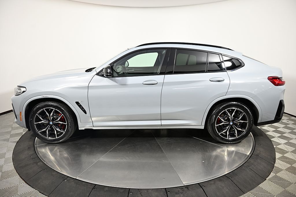 2024 BMW X4