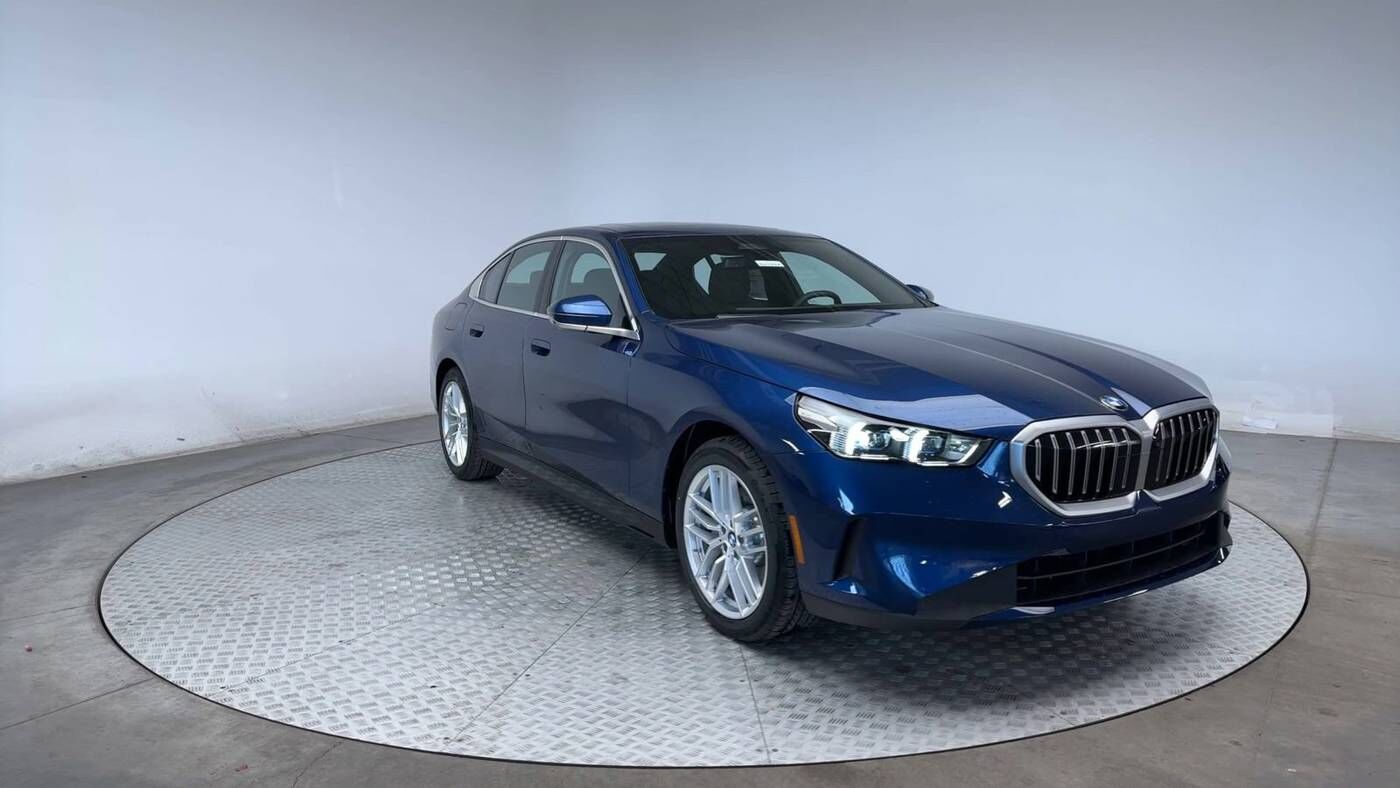 2025 BMW 530i