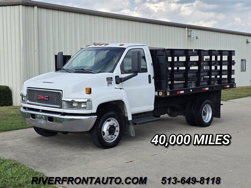 2004 GMC C4