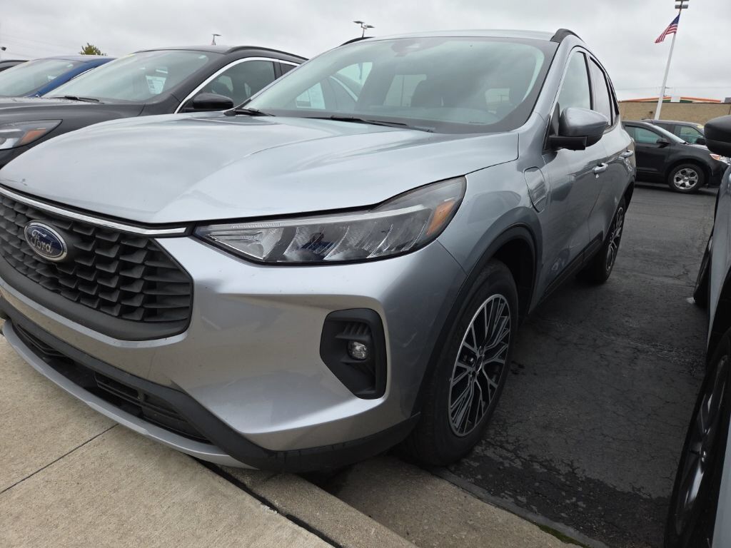 2023 FORD Escape