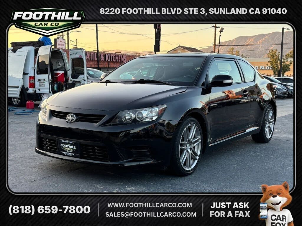 2011 TOYOTA SCION