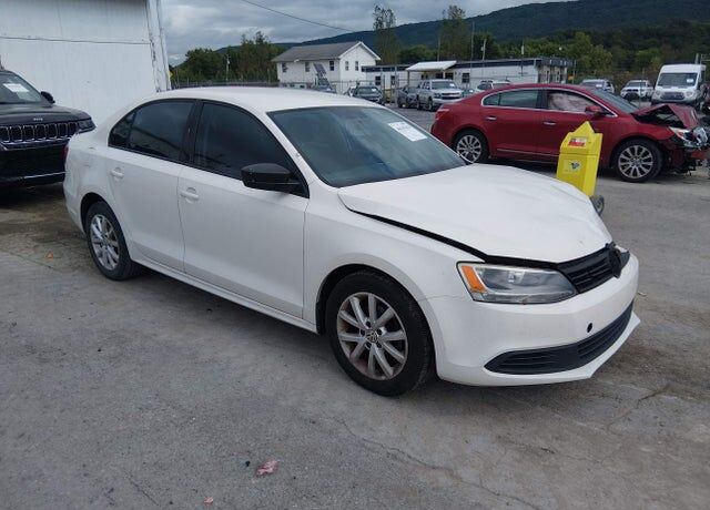 2012 VOLKSWAGEN Jetta