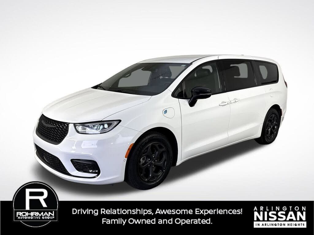 2024 CHRYSLER Pacifica