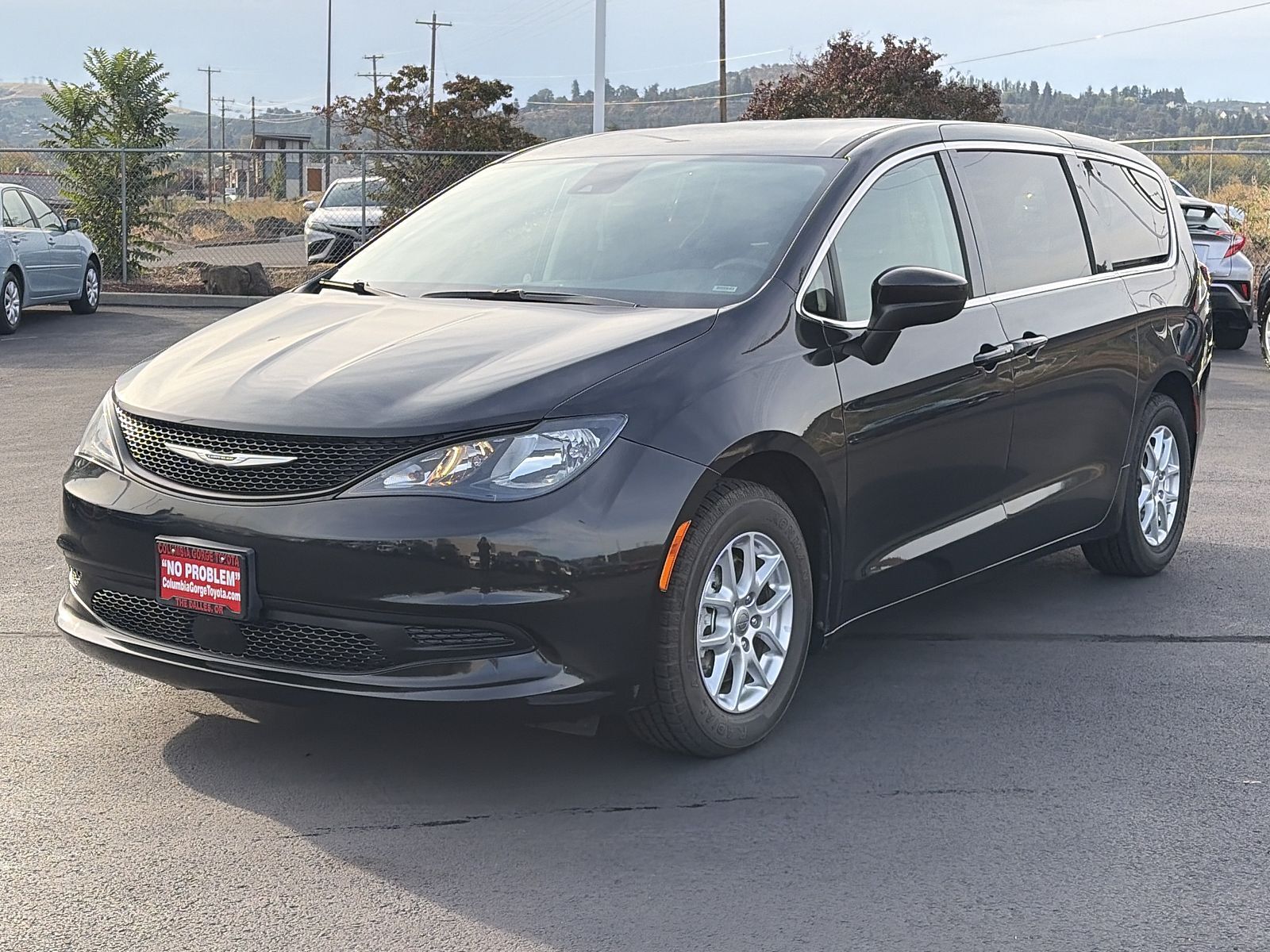2023 CHRYSLER Voyager