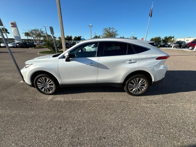 2023 TOYOTA Venza