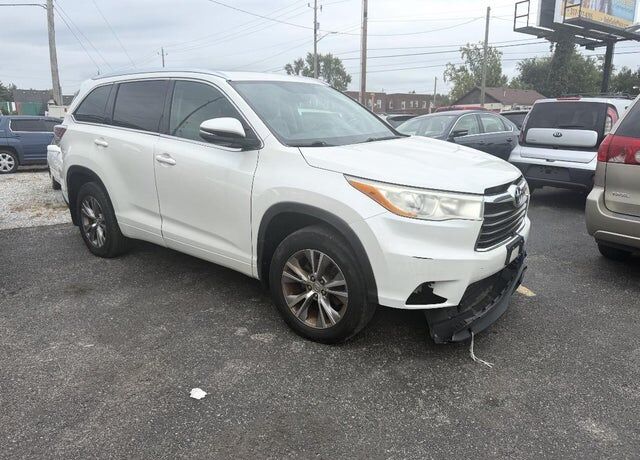 2014 TOYOTA Highlander
