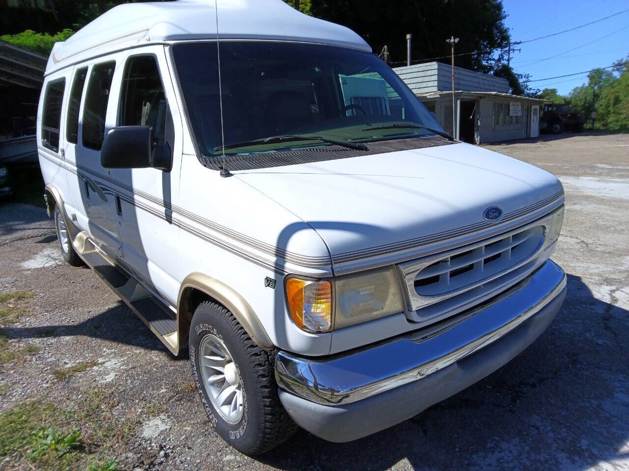 1997 FORD E-150