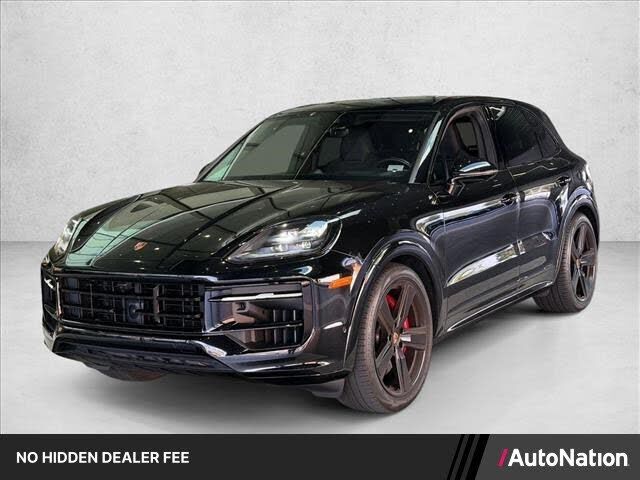 2025 PORSCHE Cayenne