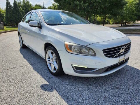 2015 VOLVO S60