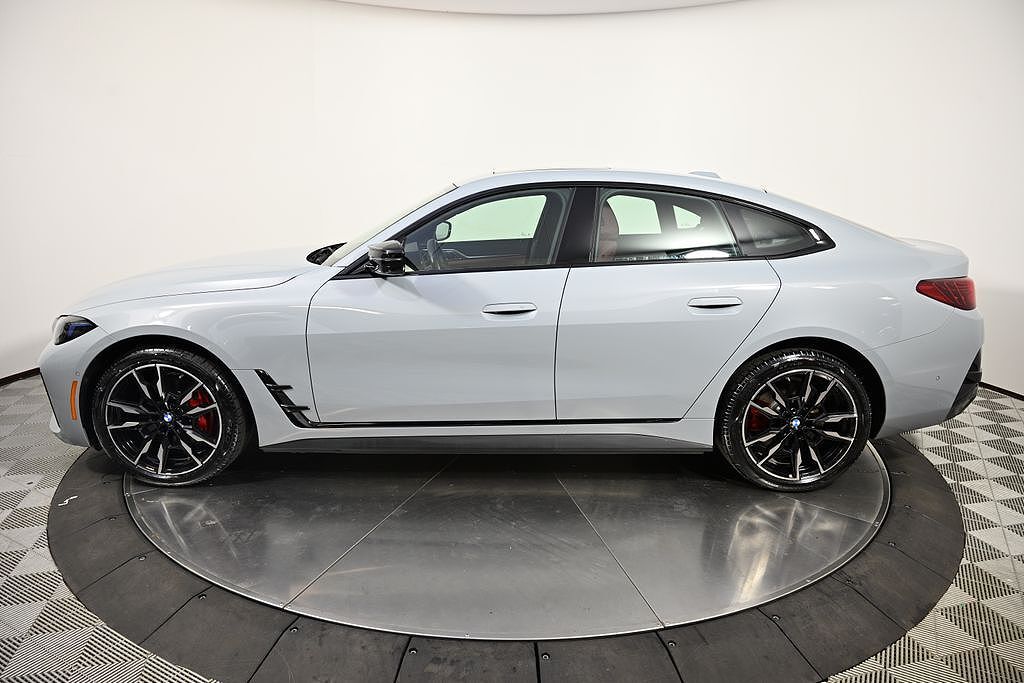 2025 BMW i4