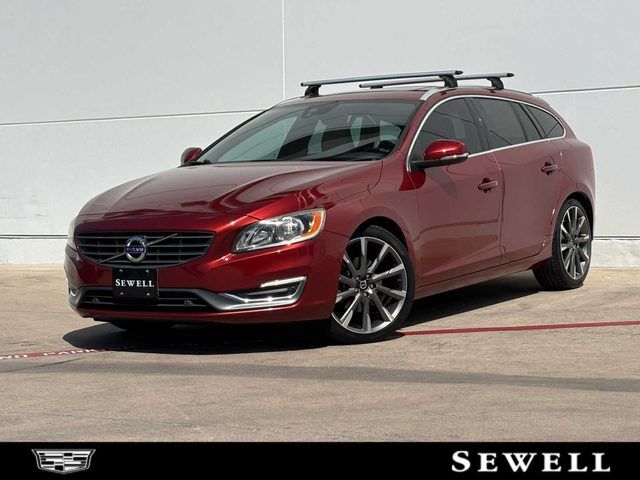 2015 VOLVO V60