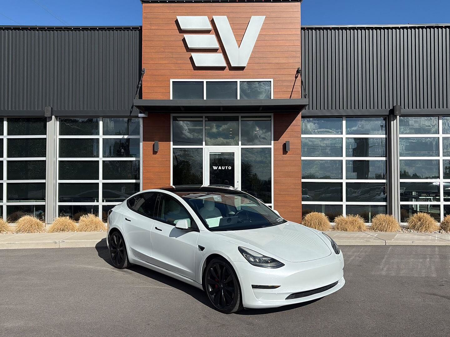 2018 TESLA Model 3
