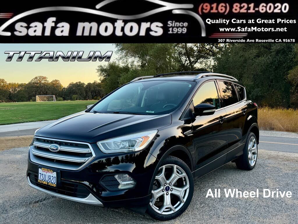 2017 FORD Escape