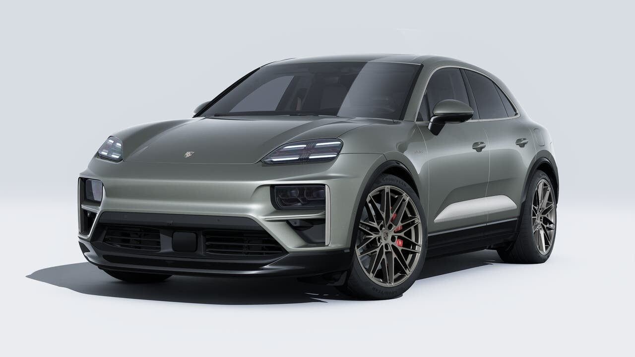 2024 PORSCHE Macan