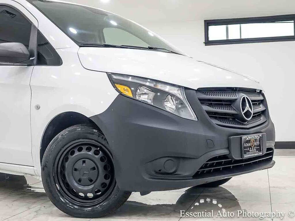 2020 Mercedes-Benz METRIS