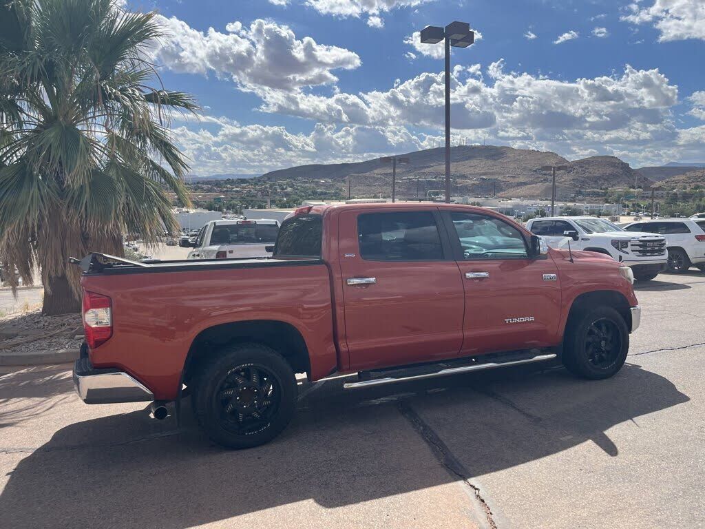 2018 TOYOTA Tundra