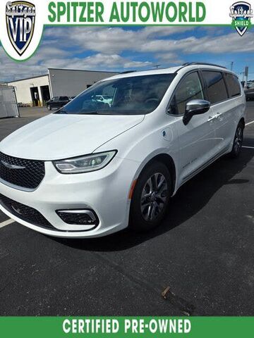 2023 CHRYSLER Pacifica
