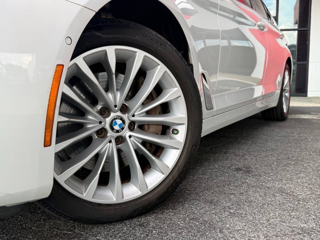 2021 BMW 540i
