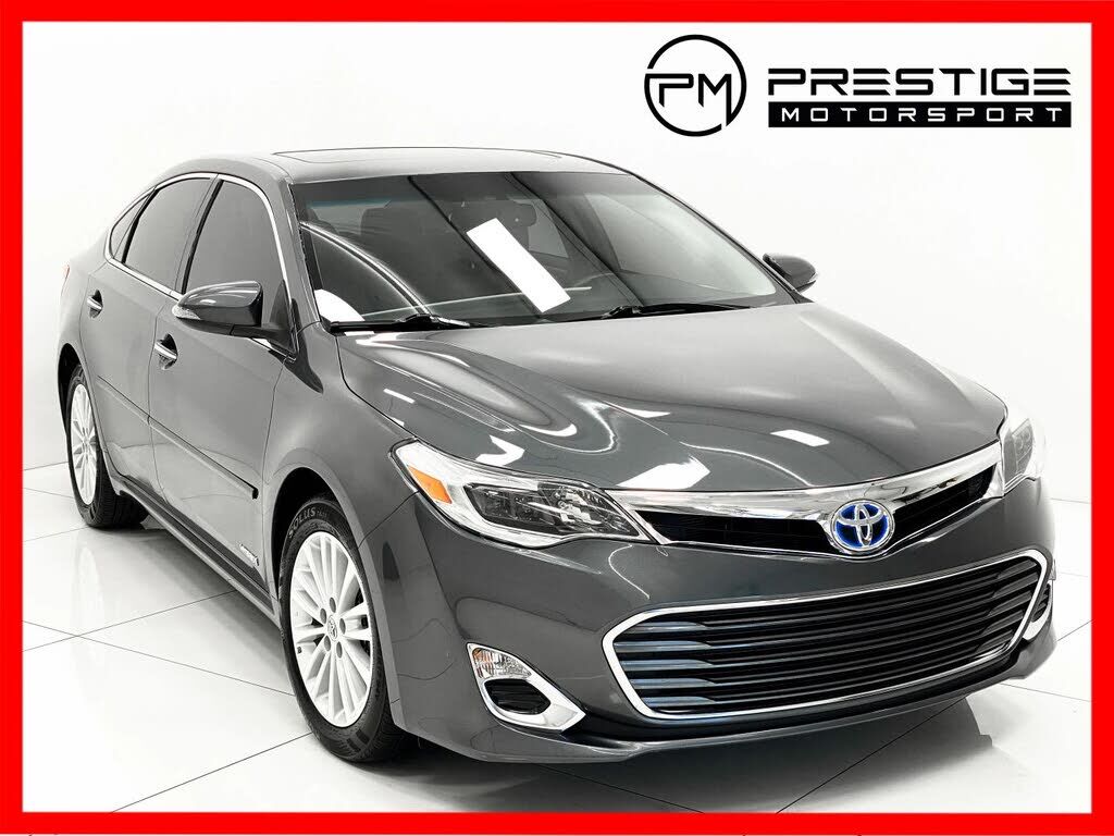 2013 TOYOTA Avalon
