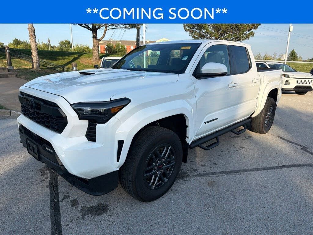 2024 TOYOTA Tacoma