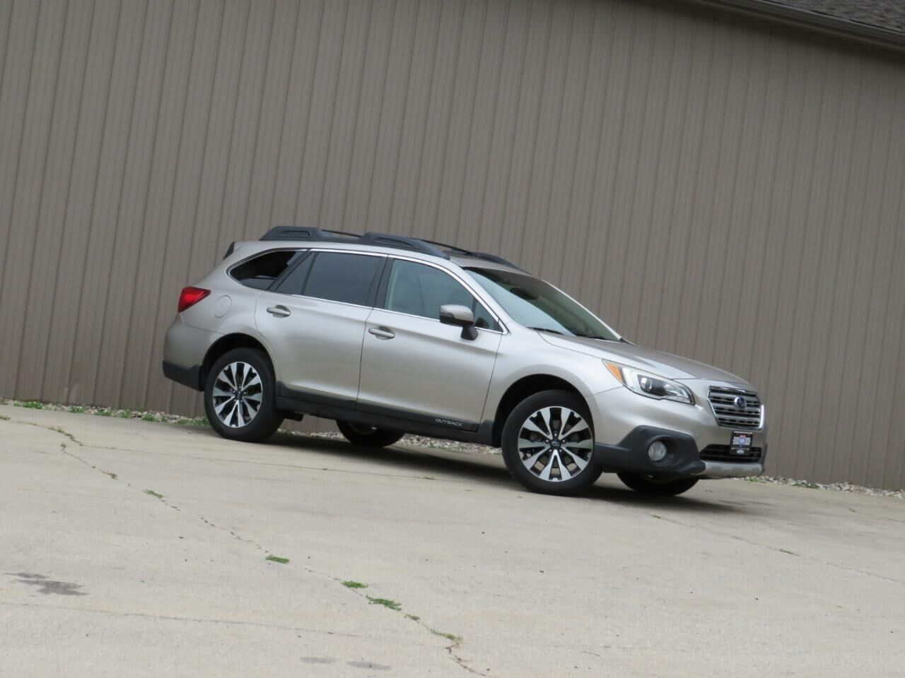 2015 SUBARU Outback