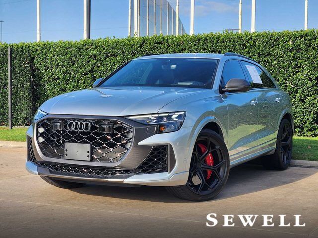2026 AUDI RS Q8