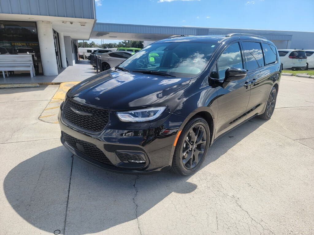 2025 CHRYSLER Pacifica