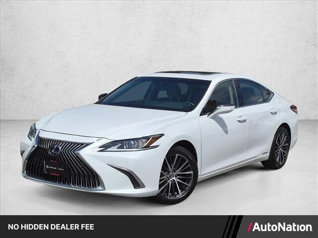 2022 LEXUS ES