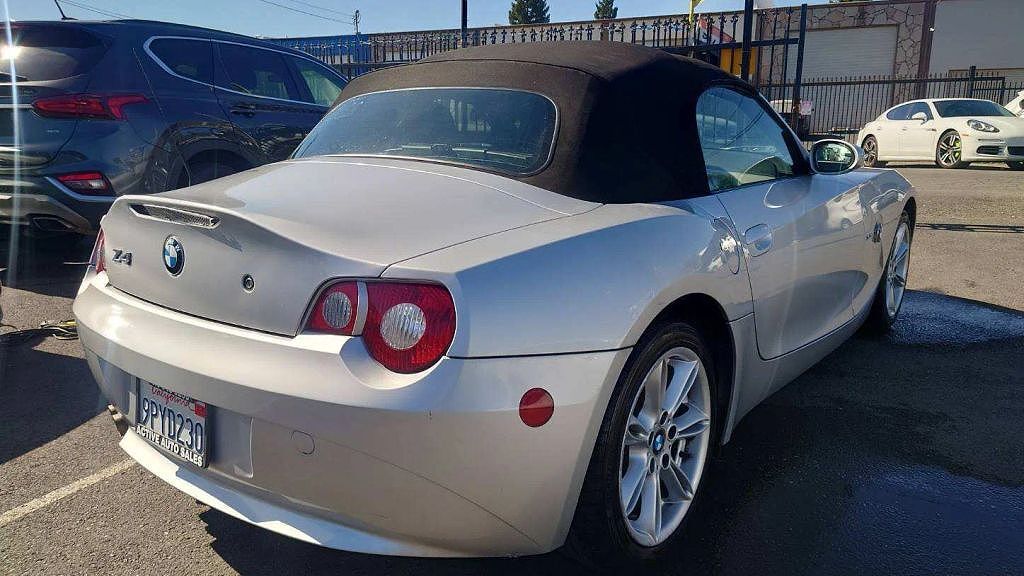 2005 BMW Z4