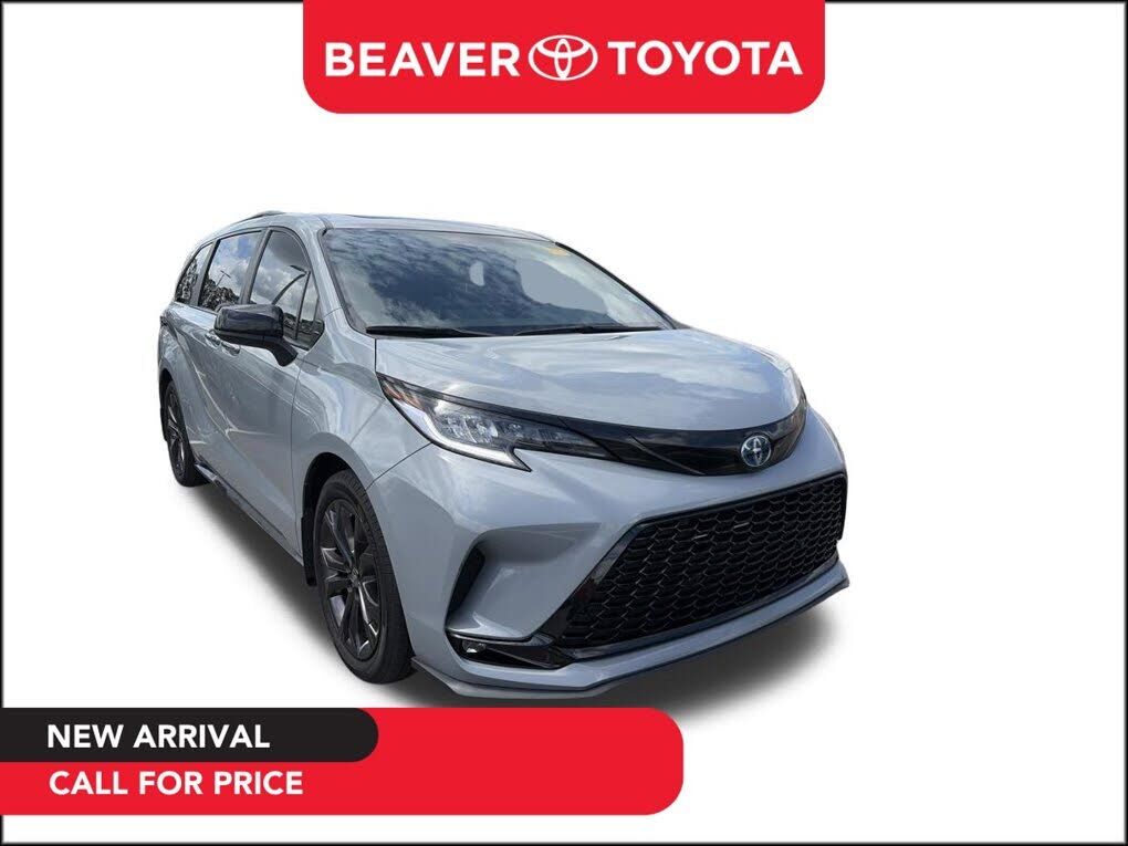 2025 TOYOTA Sienna