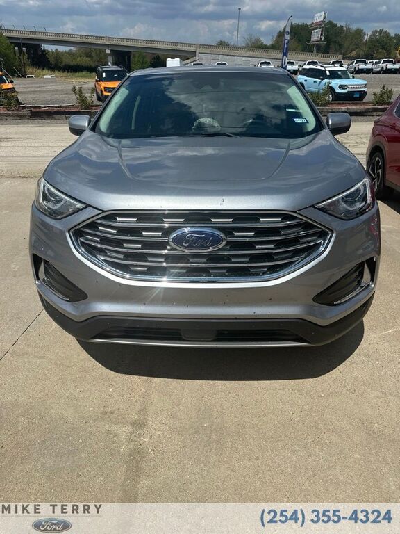 2022 FORD Edge