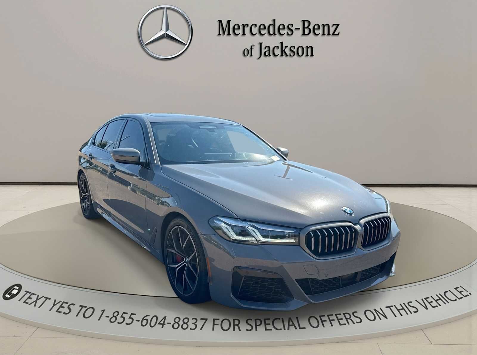 2022 BMW M550i