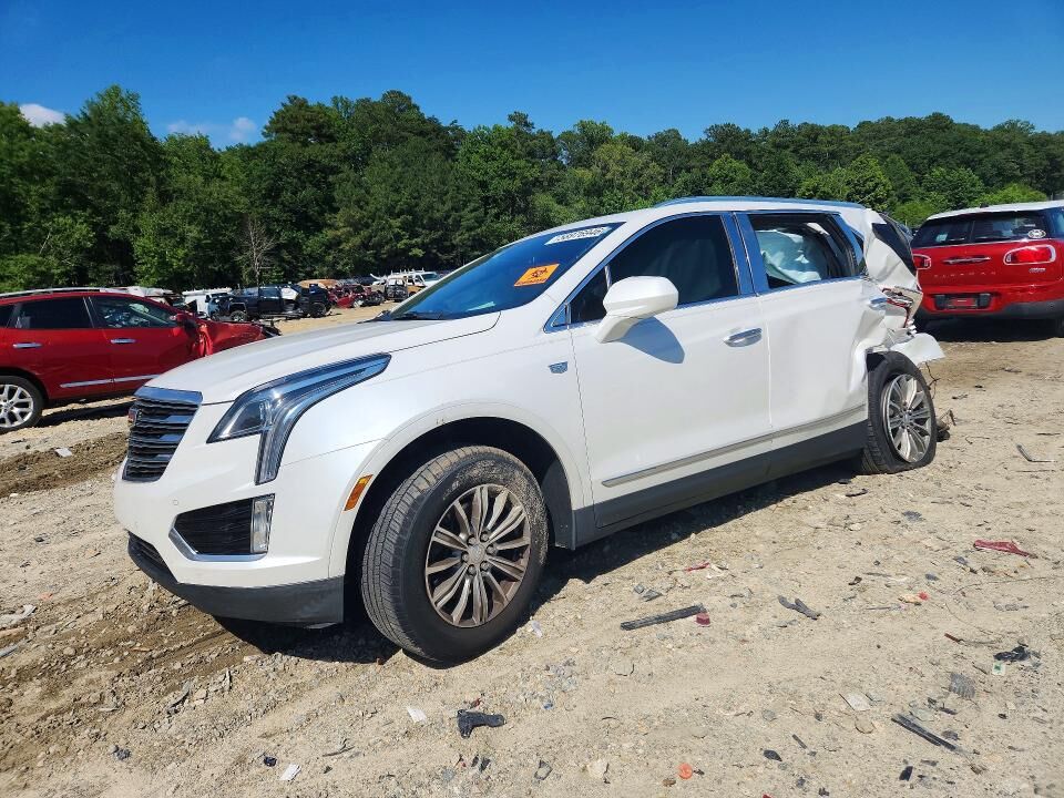 2017 CADILLAC XT5