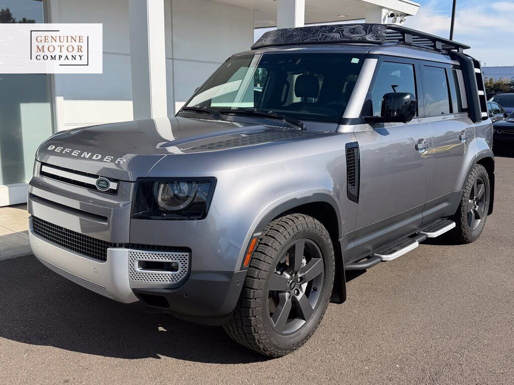 2023 LAND ROVER Defender