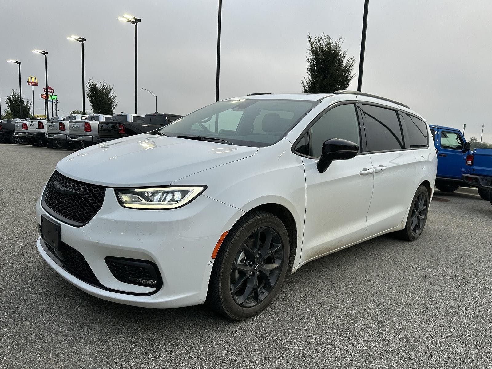 2024 CHRYSLER Pacifica