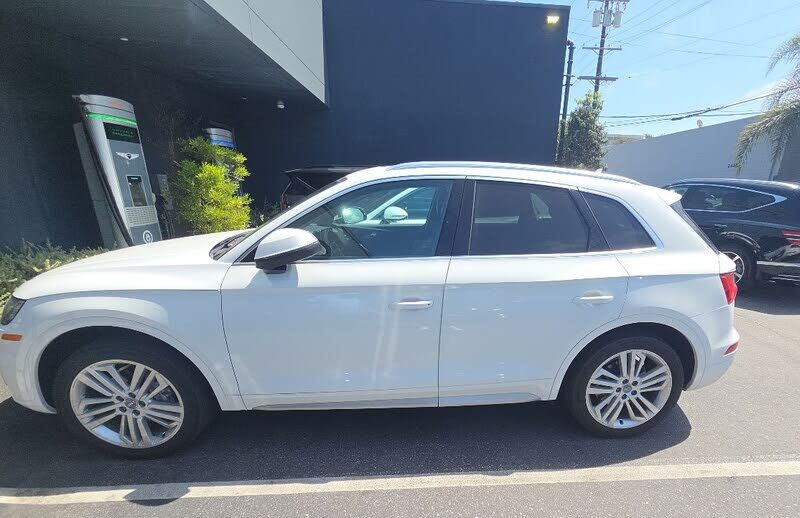 2019 AUDI Q5