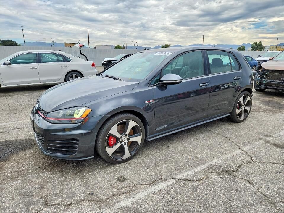 2016 VOLKSWAGEN Golf GTI