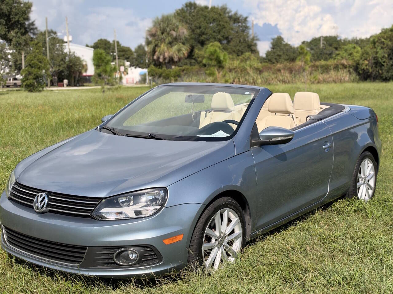 2013 VOLKSWAGEN Eos