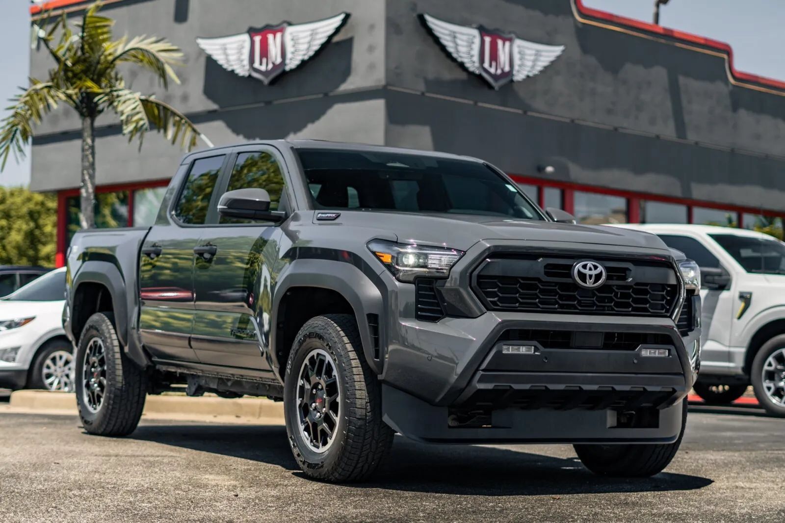2025 TOYOTA Tacoma